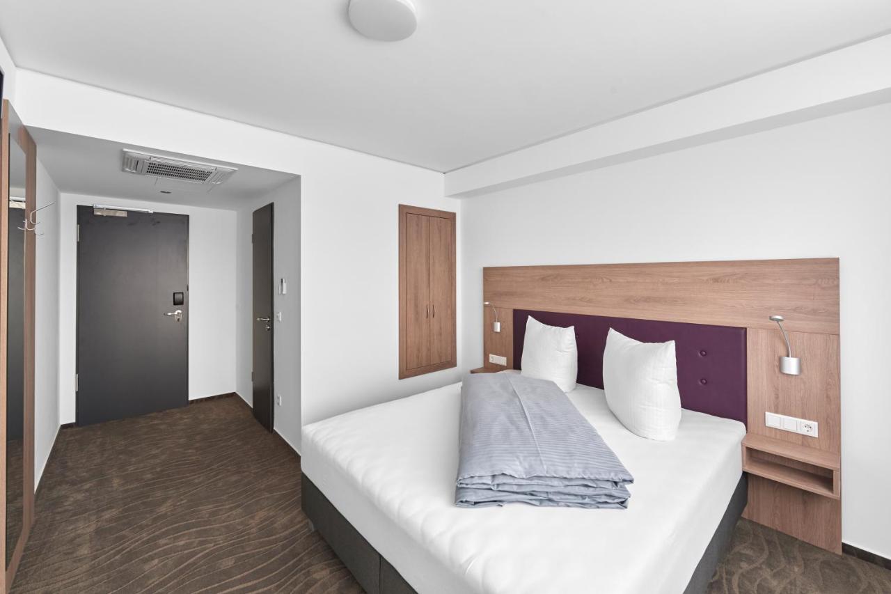 Hotel New In Gaimersheim Exterior foto
