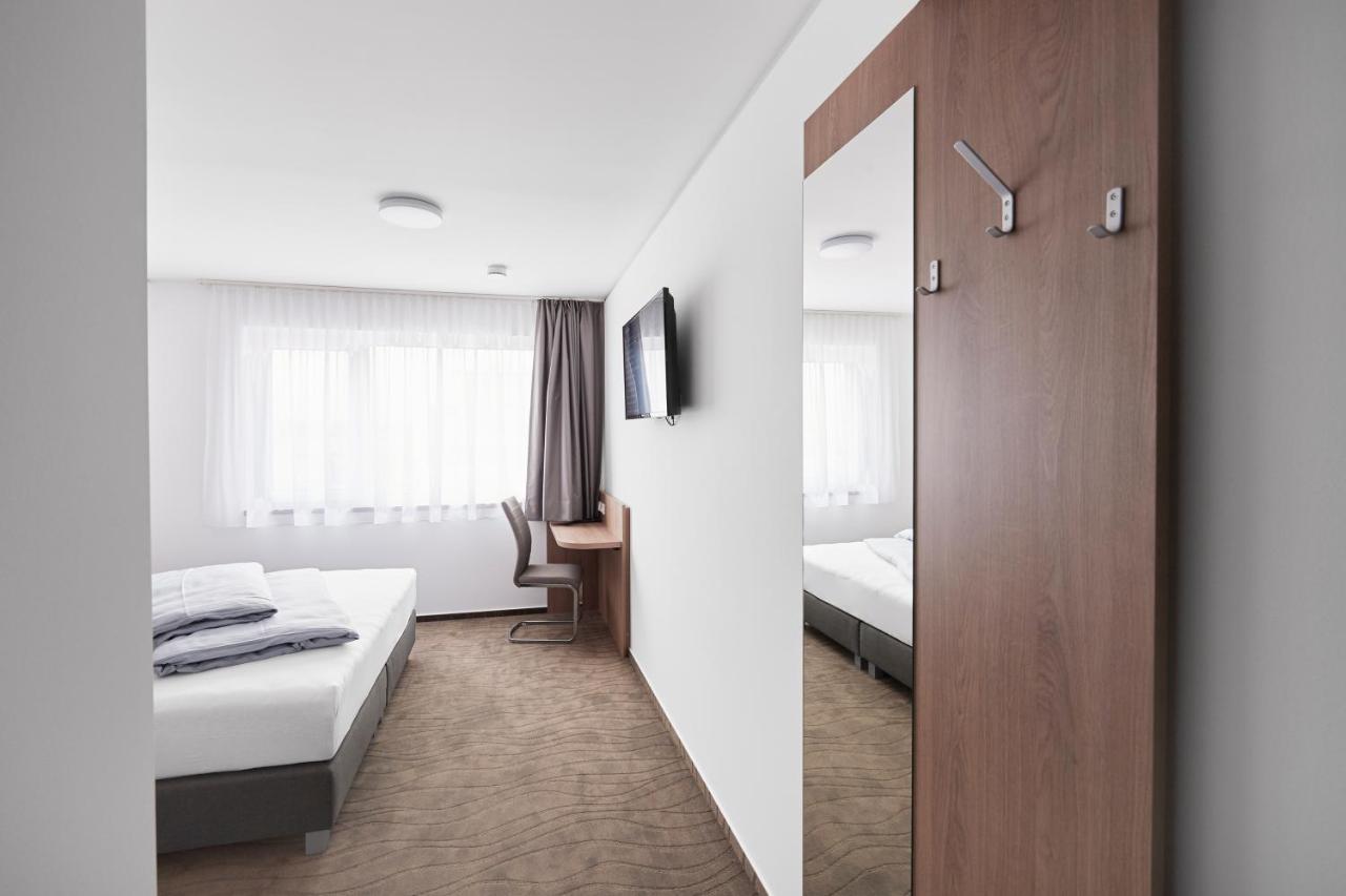 Hotel New In Gaimersheim Exterior foto